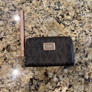 Michael Kors Wristlet